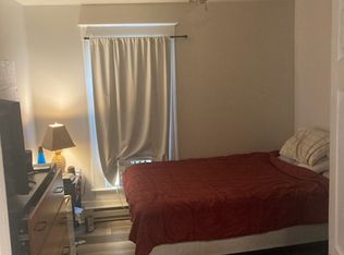 605 W White St #4, Champaign, IL