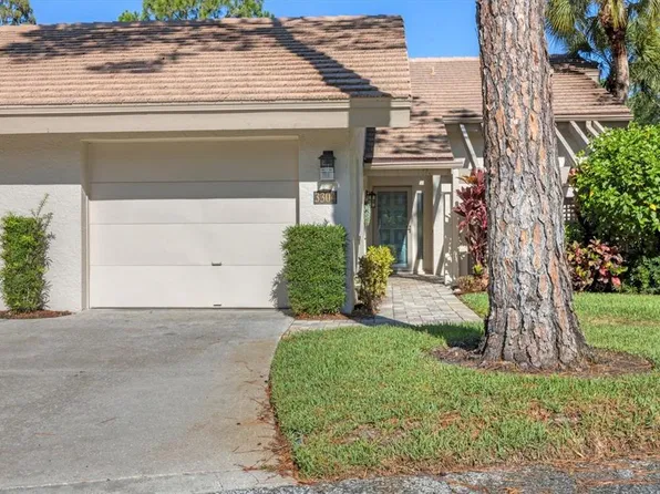 3304 SANDLEHEATH #25, SARASOTA, FL 34235
