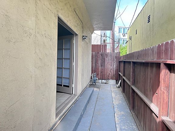 2nd image of 3937 Long Beach Blvd