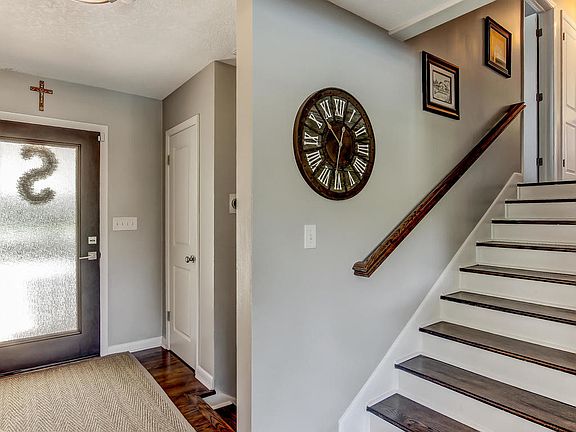 4th image of 4823 River Basin Dr S