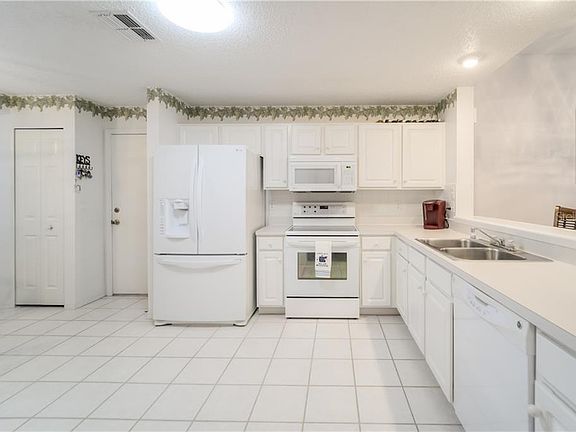 5th image of 1434 Bluewater Dr
