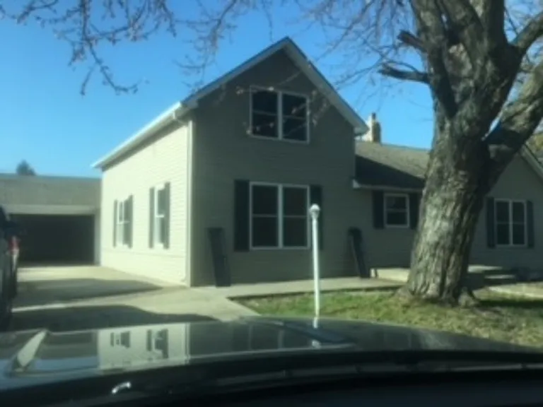 1012 Warner Ave — Photo 10