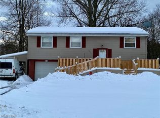 1081 Orlo Dr NW, Warren, OH