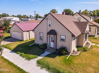 656 2nd St SW, Valley City, ND 58072