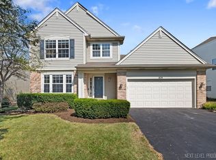 624 S Haverhill Ln, South Elgin, IL 60177