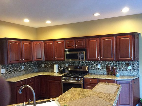4th image of 2722 Reinford Dr
