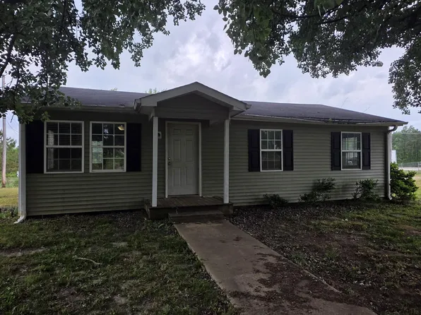668 Cook St, Lexington, TN 38351