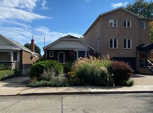 41 Richard Ave, Toronto, ON M4L 1W8