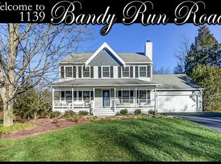 1139 Bandy Run Rd, Herndon, VA 20170
