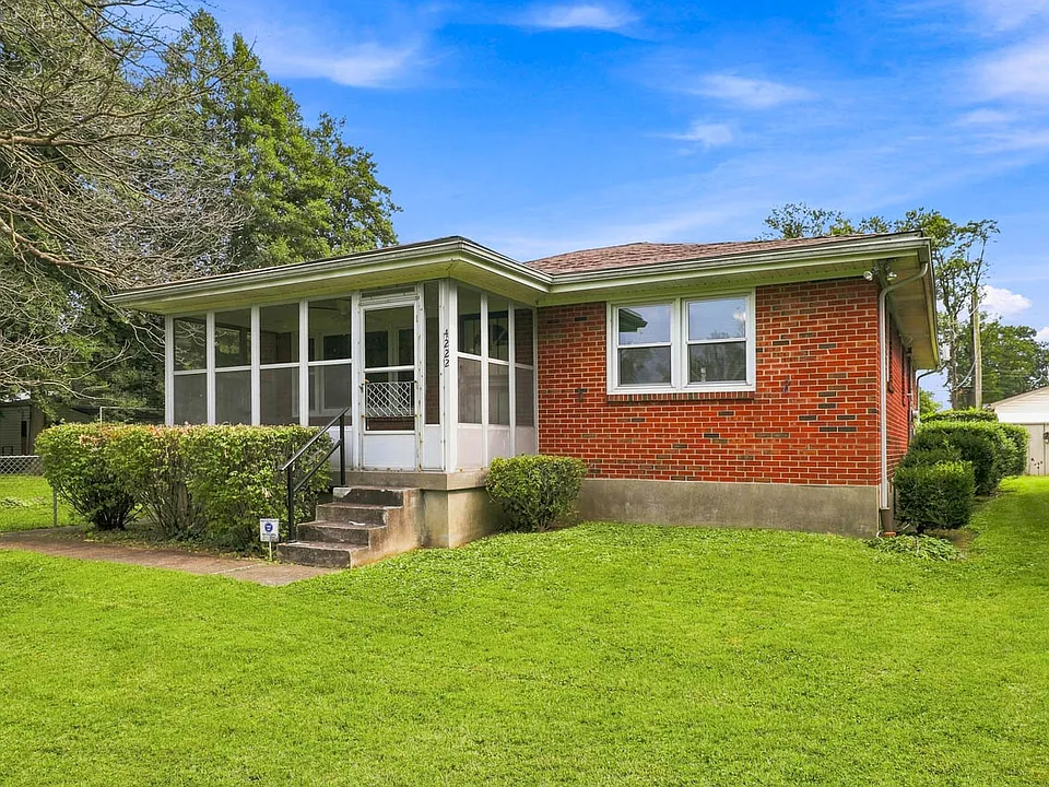 4222 Northwestern Pkwy