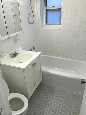 Rented by Akam Sales and Brokerage | media 11