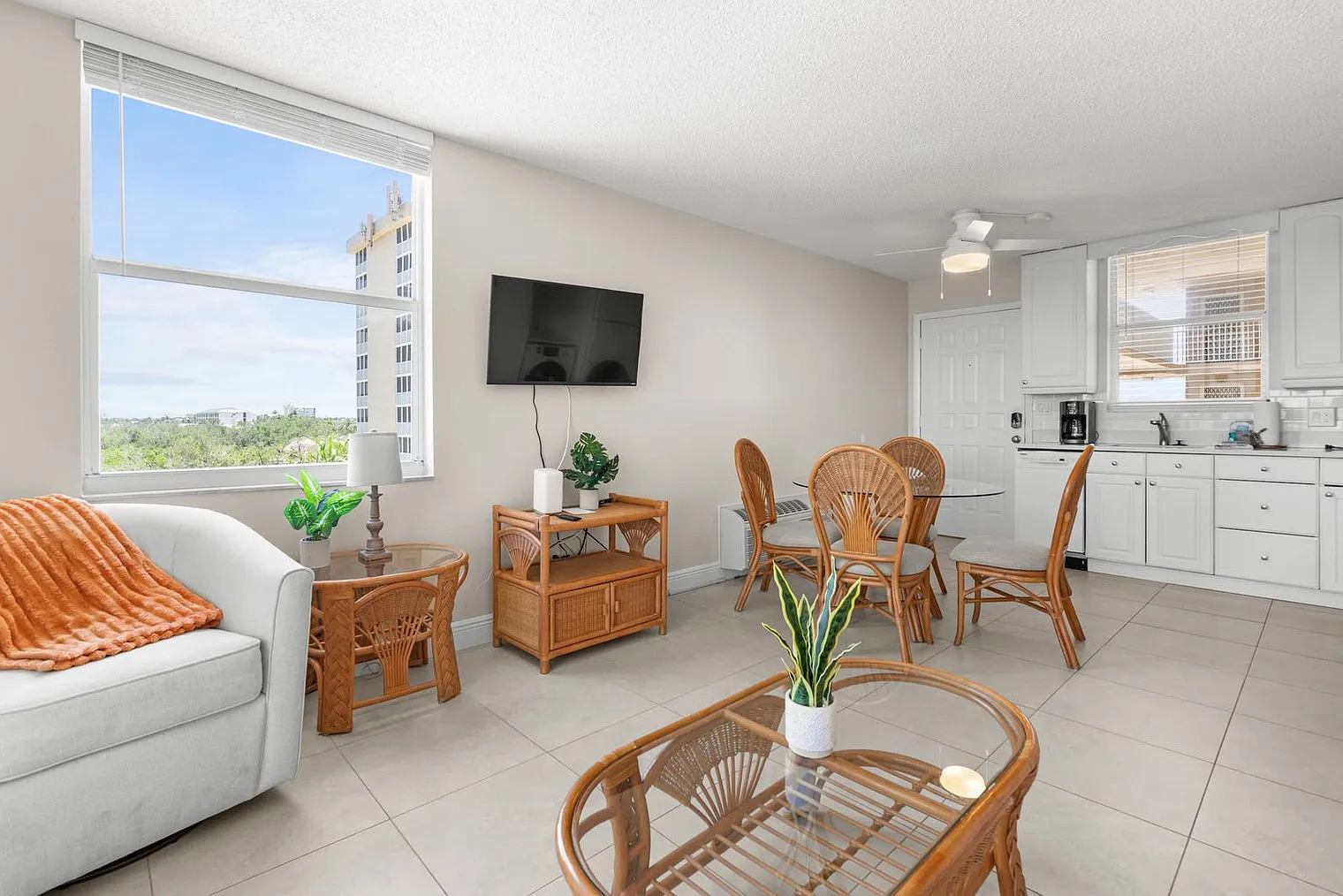 1 bed, 1.0 bath, 505 sqft, $2,738 — Photo 2
