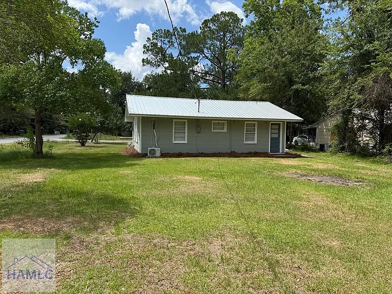 197 Evelyn Ave — Photo 8