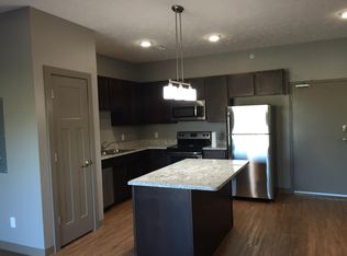 444 N 27th St APT 201, Lincoln, NE 68503