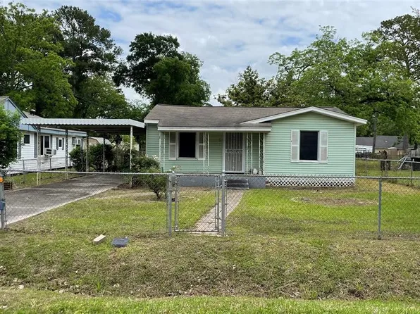 6818 Hoffman St, Houston, TX 77028