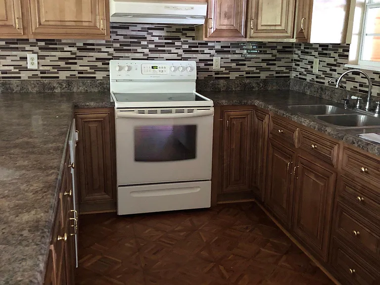 1398 Providence Rd — Photo 9