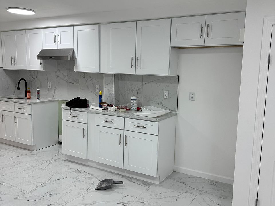 1st image of 358 Adams Ave #1