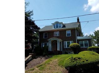 1716 Elk Ave, Pottsville, PA 17901