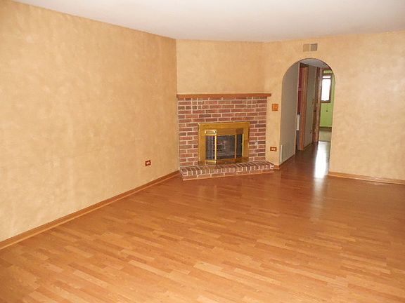 2nd image of 16731 Paxton Ave APT 3S