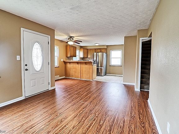 5th image of 12409 Garland Ave