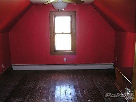 57HudsonGarfield-bedroom2