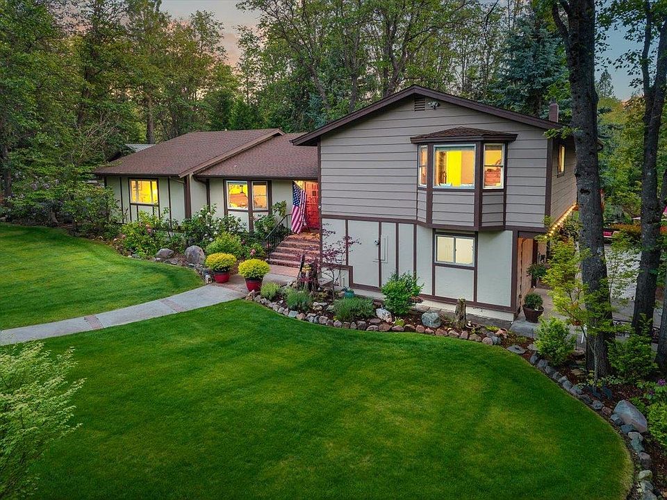 1st image of 821 Rockfellow Dr