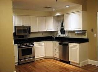 1 Scott Pl #7, South Boston, MA 02127