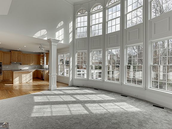 5th image of 2747 Pathview Dr