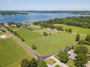 15000 Manitou Rd, Manitou Beach, MI 49253