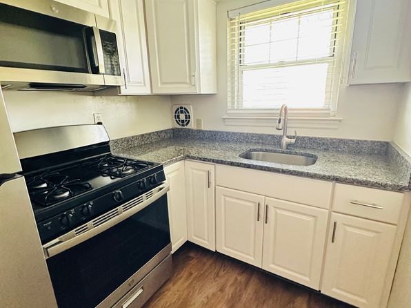 241 Wpassaic St #16B