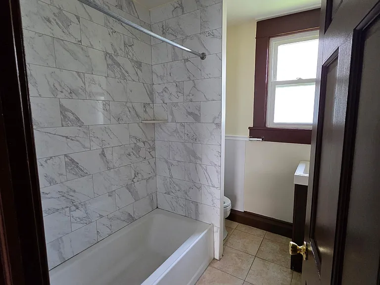 37 Barclay St #1 — Photo 6