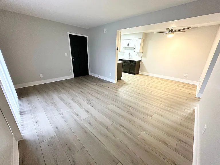 CherryVale Apartments — Photo 64