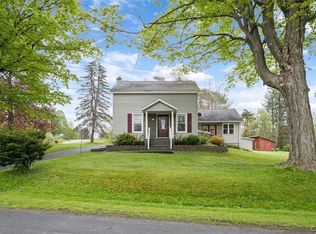 11 Old Valley Rd, Whitesboro, NY 13492