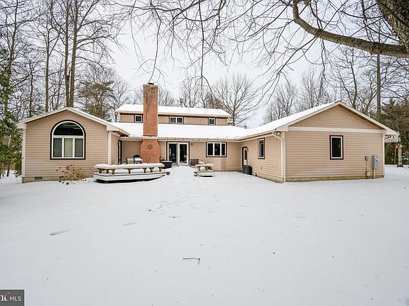 5th image of 204 Double Creek Rd