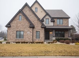 10998 Pioneer Trl, Frankfort, IL 60423