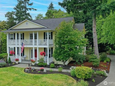 213 Eakin Drive NW, Bainbridge Island, WA, 98110