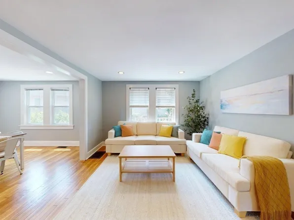 33 Volusia Rd, Hingham, MA 02043
