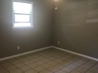 175 4th St S APT 5, Cochran, GA 31014