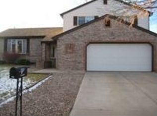 2211 S Dearborn St, Aurora, CO 80014