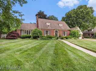 1914 Greenleaf Dr, Royal Oak, MI