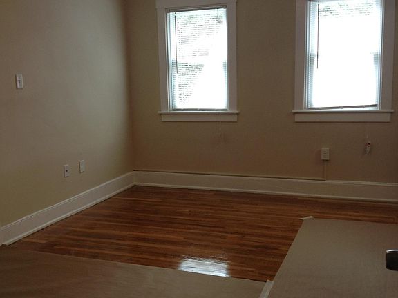 5th image of 1207 W 47th St APT 8