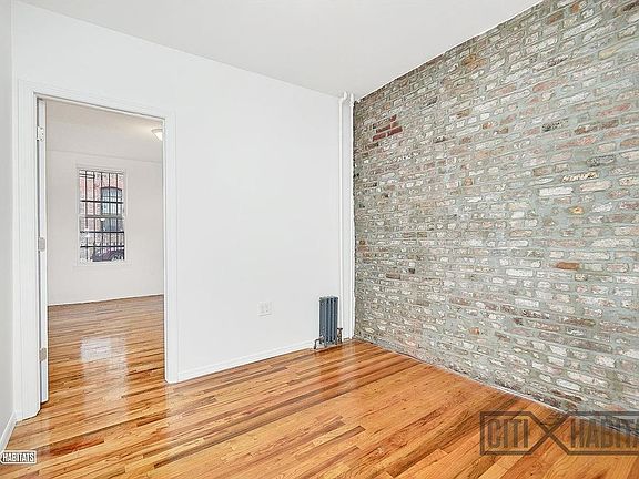 2nd image of 16 Tiffany Pl APT 1L