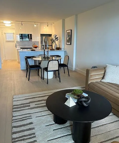 93 Morgan St #7K — Photo 15