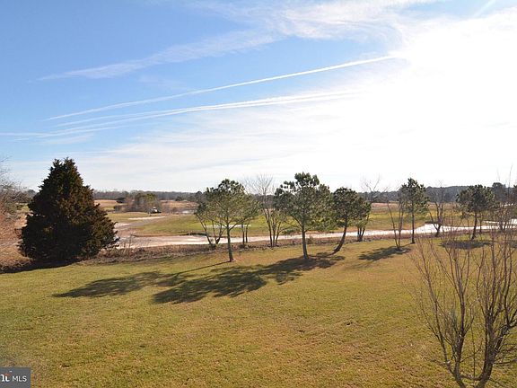 2nd image of 53F Willow Oak Ave
