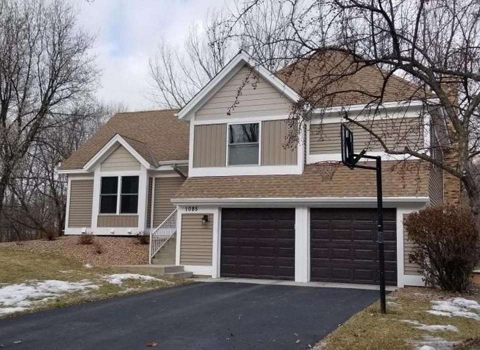 2nd image of 1085 Tiffany Dr
