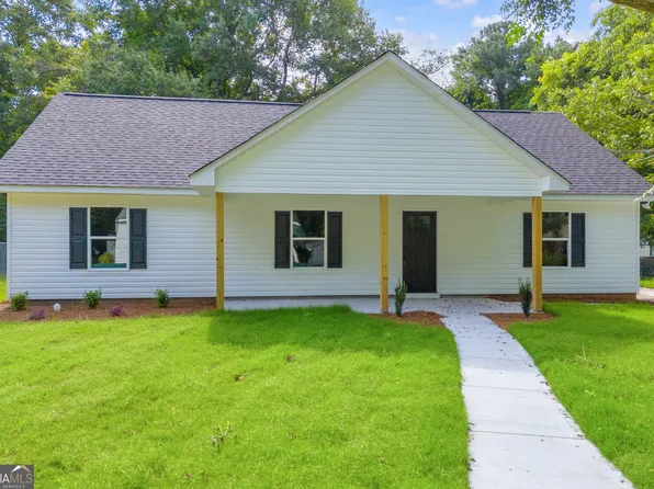 350 Maple St, Hartwell, GA 30643