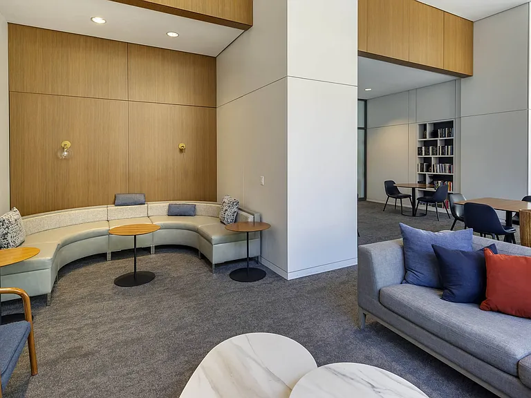 North Harbor Tower — Photo 16