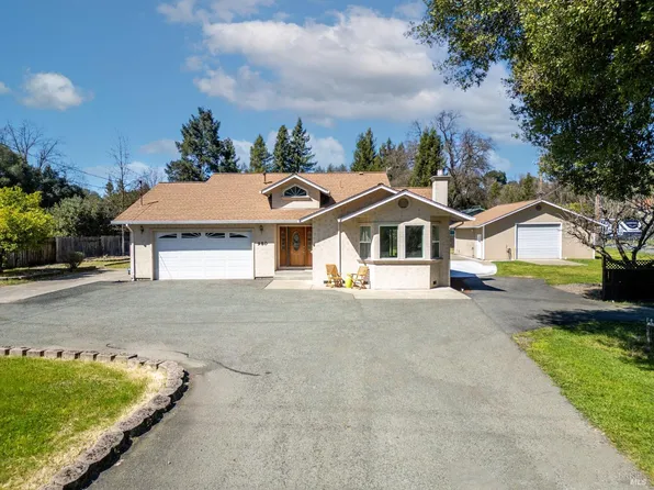 980 Lake Mendocino Drive, Ukiah, CA 95482