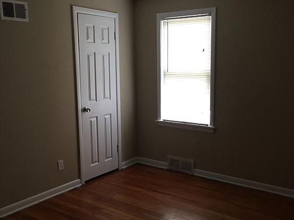 5th image of 7203 Park Ave