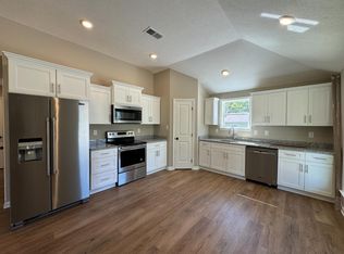 147 Whitley Ave UNIT B, Henderson, TN 38340